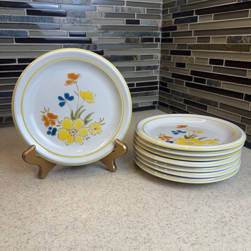 VTG 1970s Mikado‎ Gaiety #202 Stoneware 7.5" Plates Set of 8 Floral Japan Retro